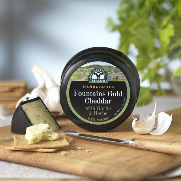 Fountains Gold Cheddar with Garlic & Herbs 200g